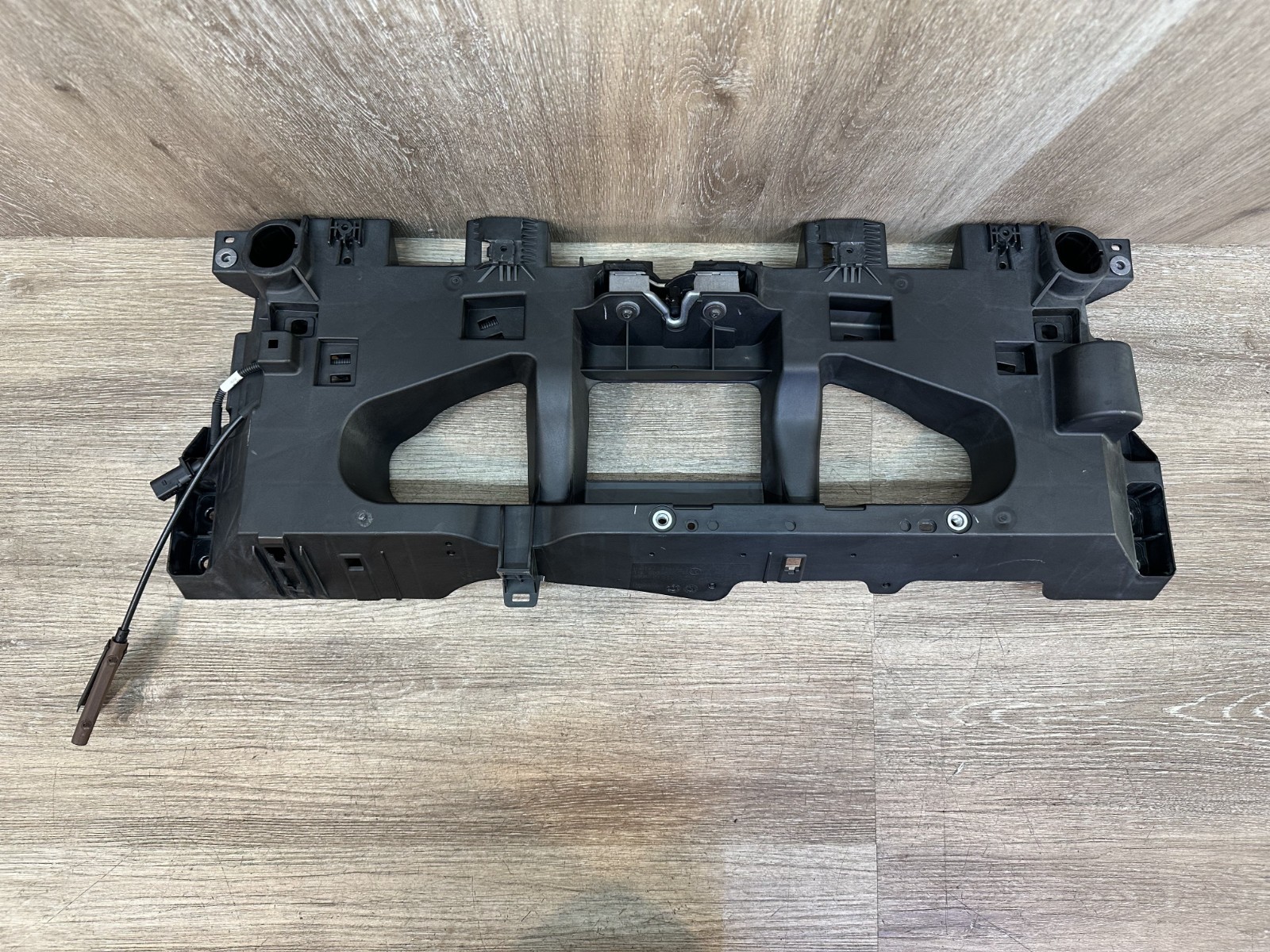 2023-25 VW ID4 FRONT RADIATOR SUPPORT PANEL GENUINE OEM PART #  11K.805.563