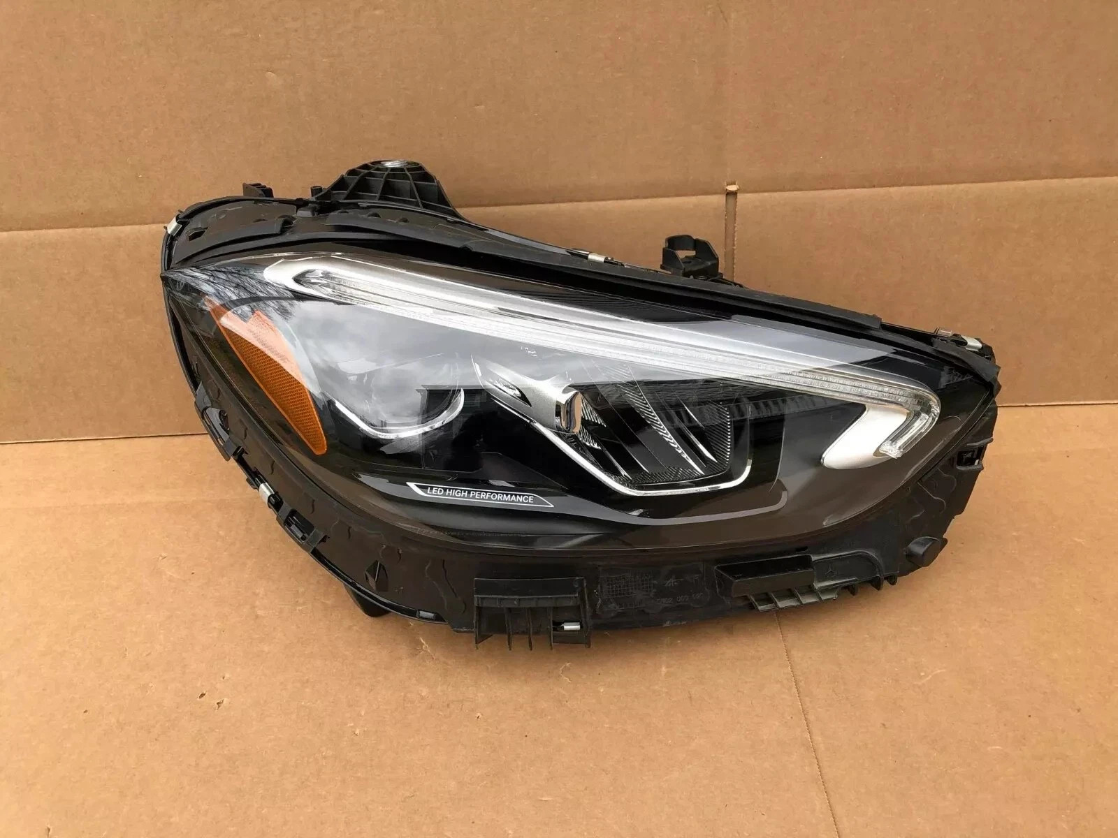 For 2022 2023 2024 Mercedes C-Class W206 C300 C400 C63 Headlight LED Passenger