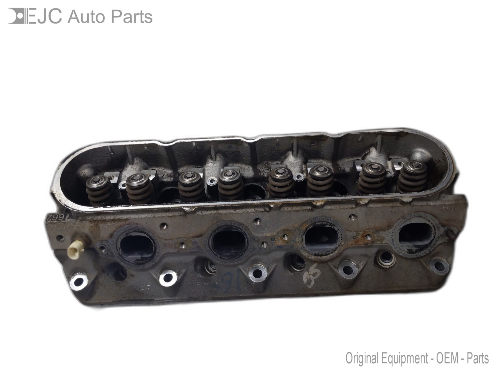 Left Cylinder Head For 05-13 GMC Sierra 1500  5.3 799 Gas