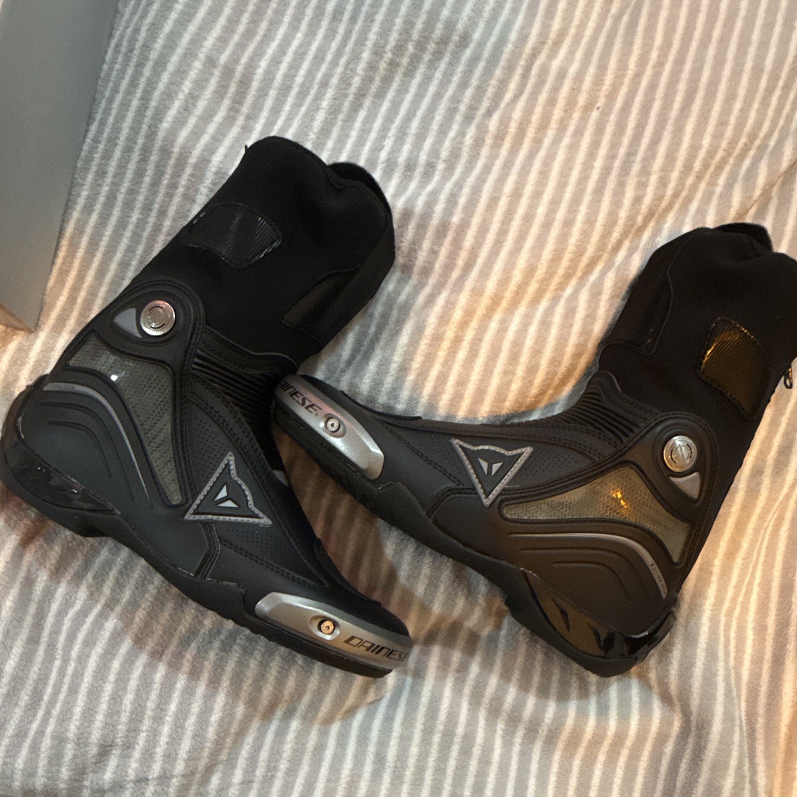 Dainese Axail D1 Air Boots Men's Black Size 43 Dainese Axail D1 Air Boots Men's Black Size 43