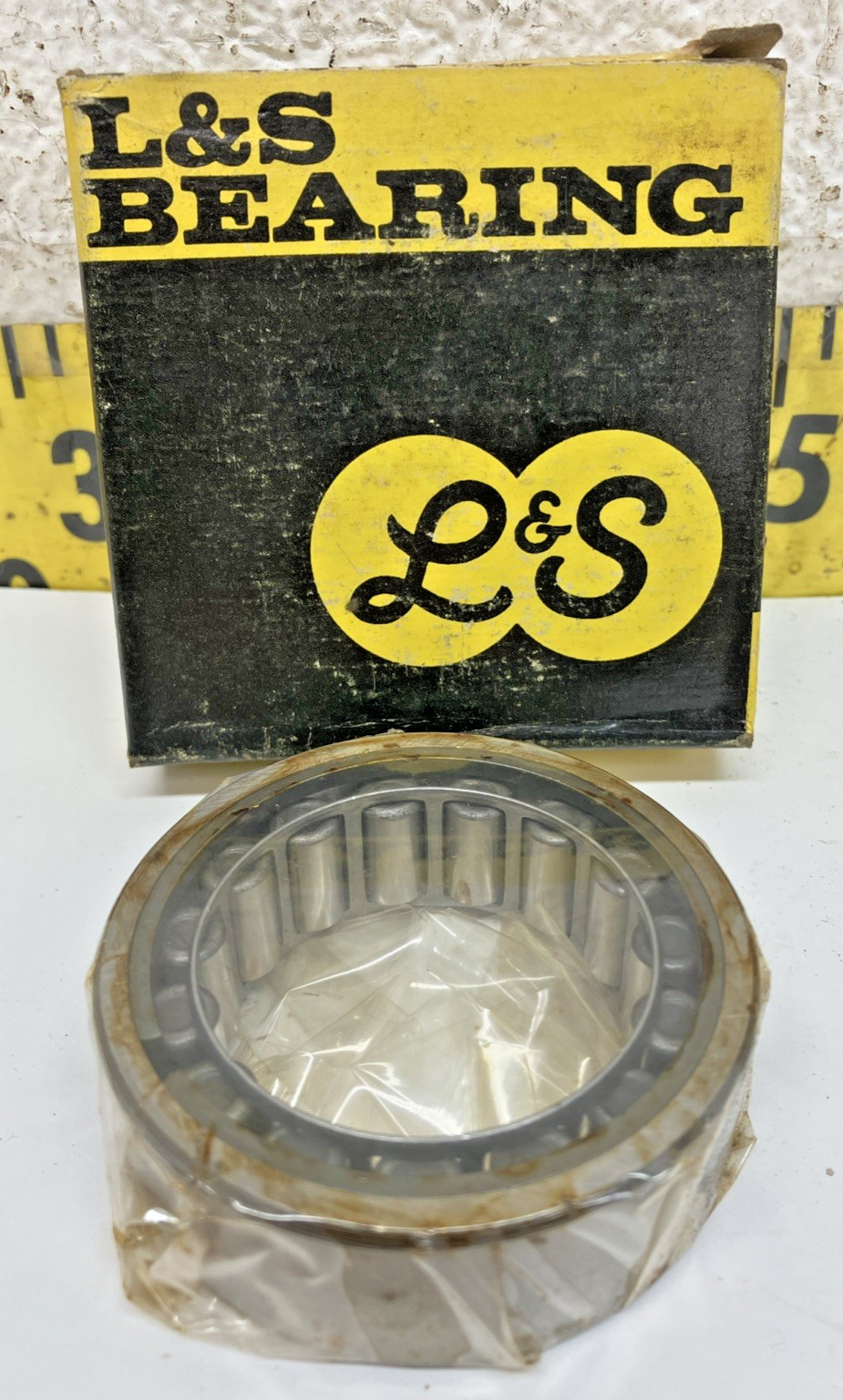 NOS L&S Cylindrical Roller Rear Axle Shaft Bearing R15559-TV 1967-78 Camaro (17)