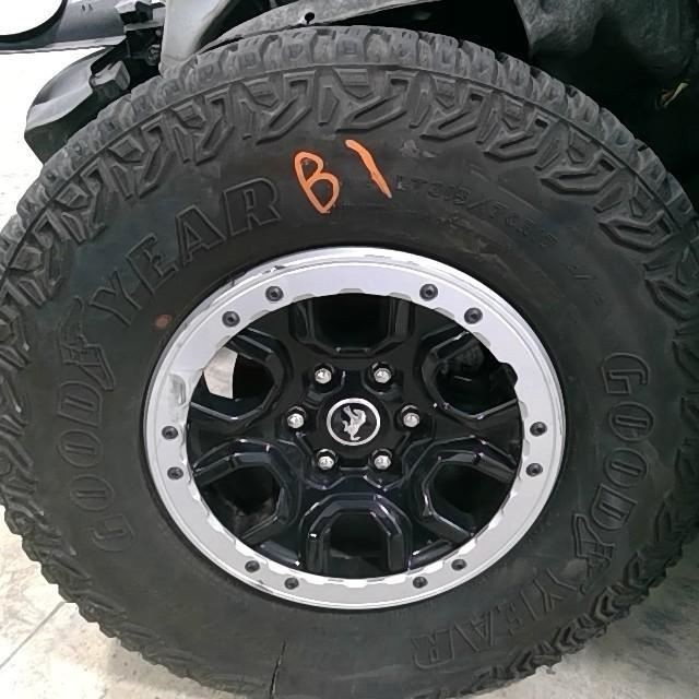 Wheel 17x8-1/2 6 Solid Spoke Gray Outer Ring Fits 21-26 BRONCO 1021852