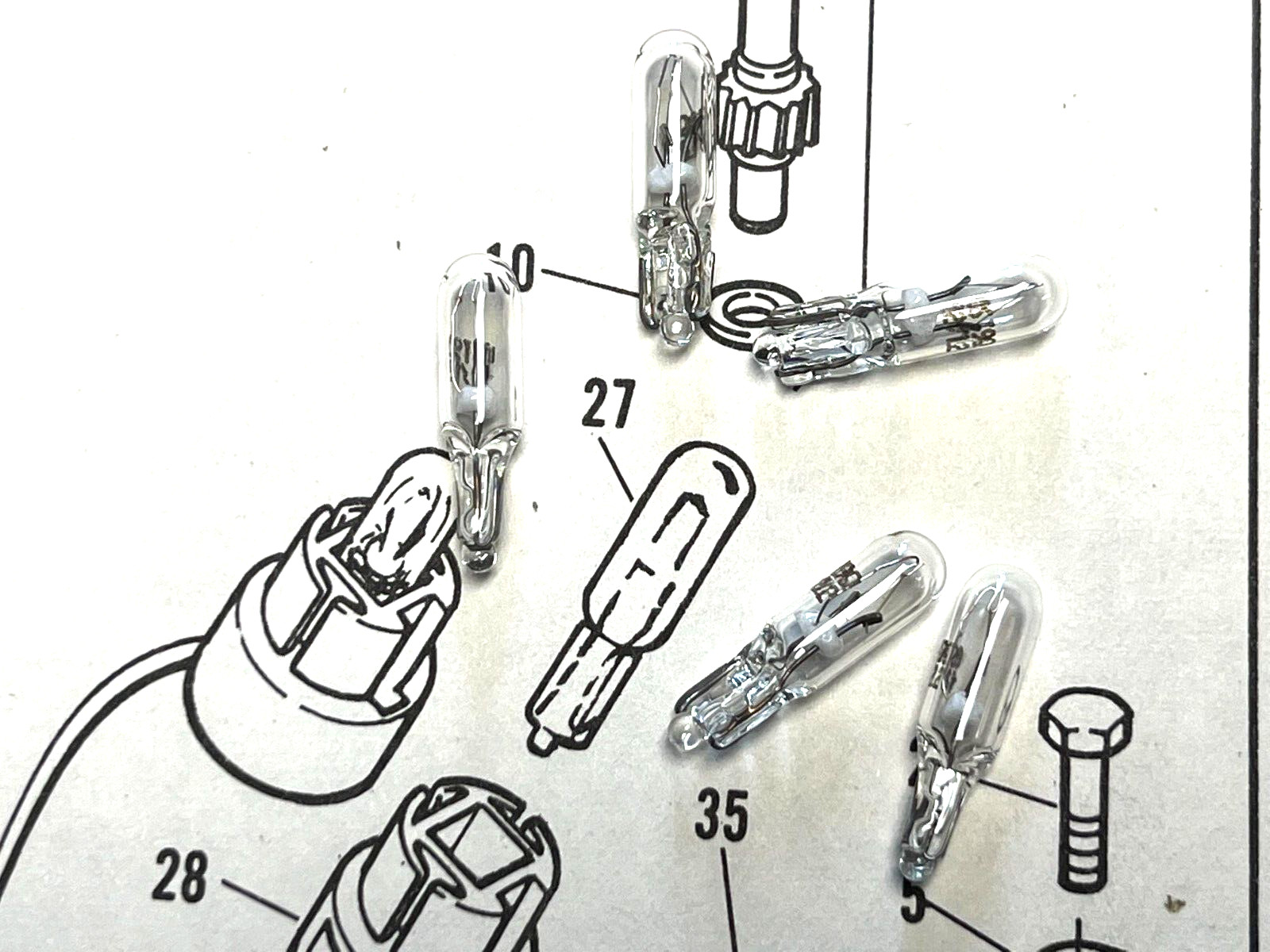 AERMACCHI HARLEY 5 NEW instrument BULBS 71092-74P 12V  1974 - 1978 SX175  SS175