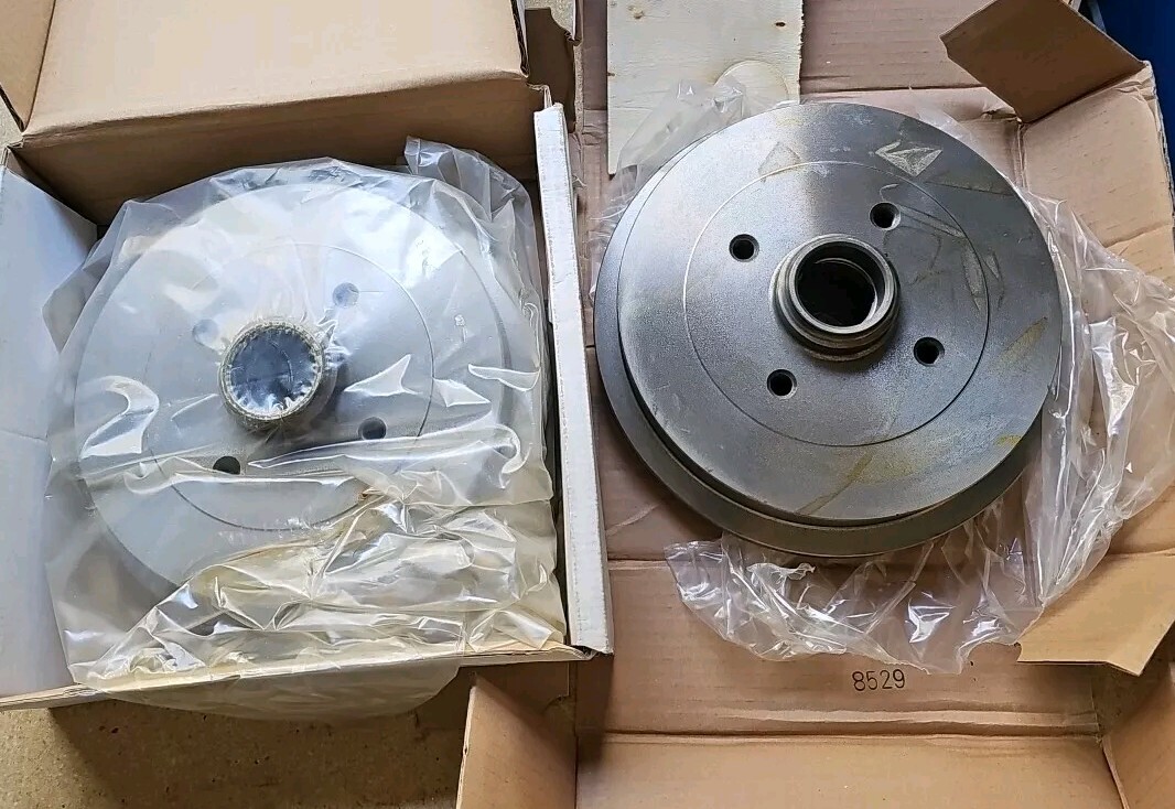 2 Brake Drum Wearever YH140563