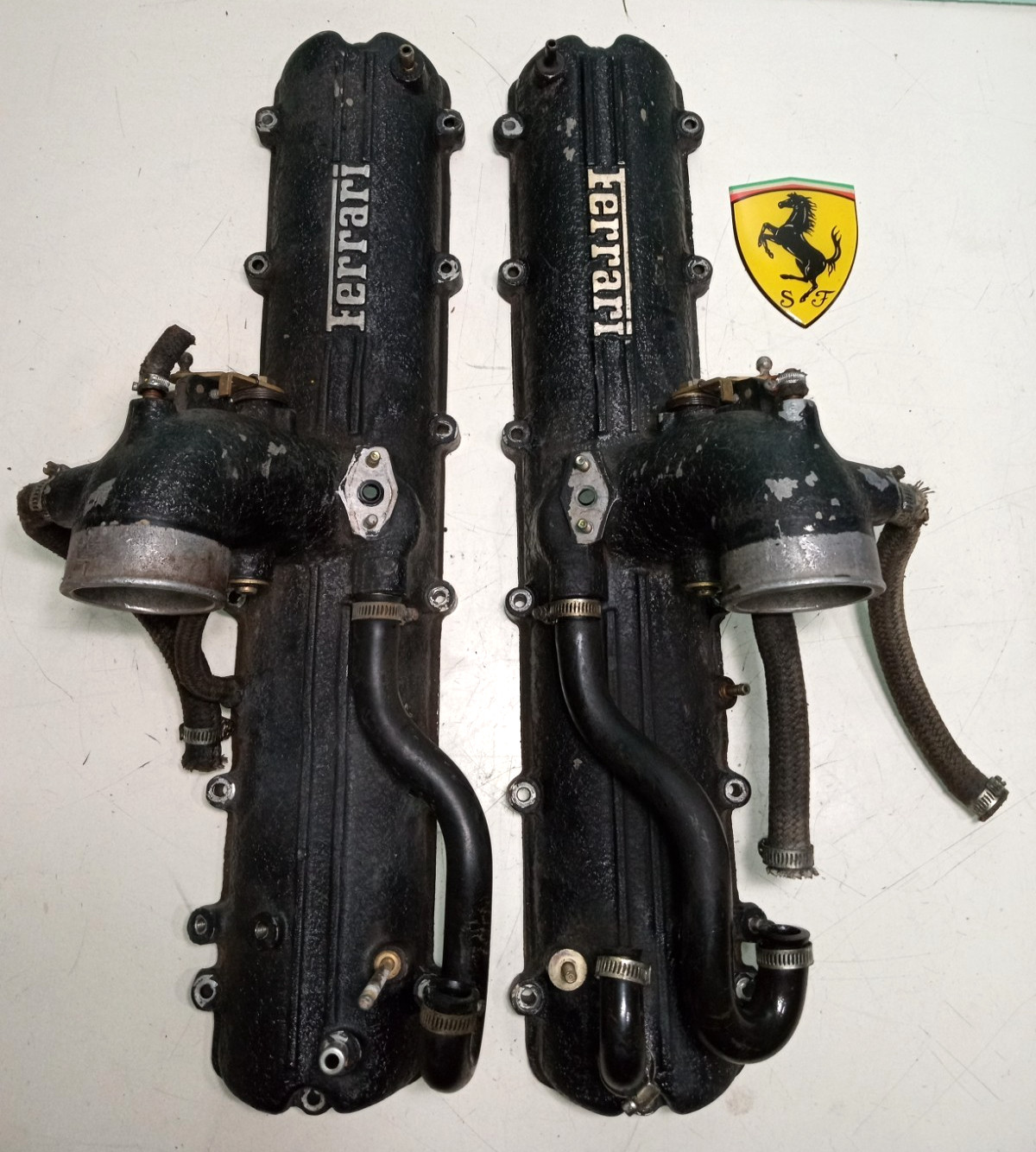 Ferrari 400i Engine Cylinder Head Valve Covers_113278_113943_Pair_GENUINE