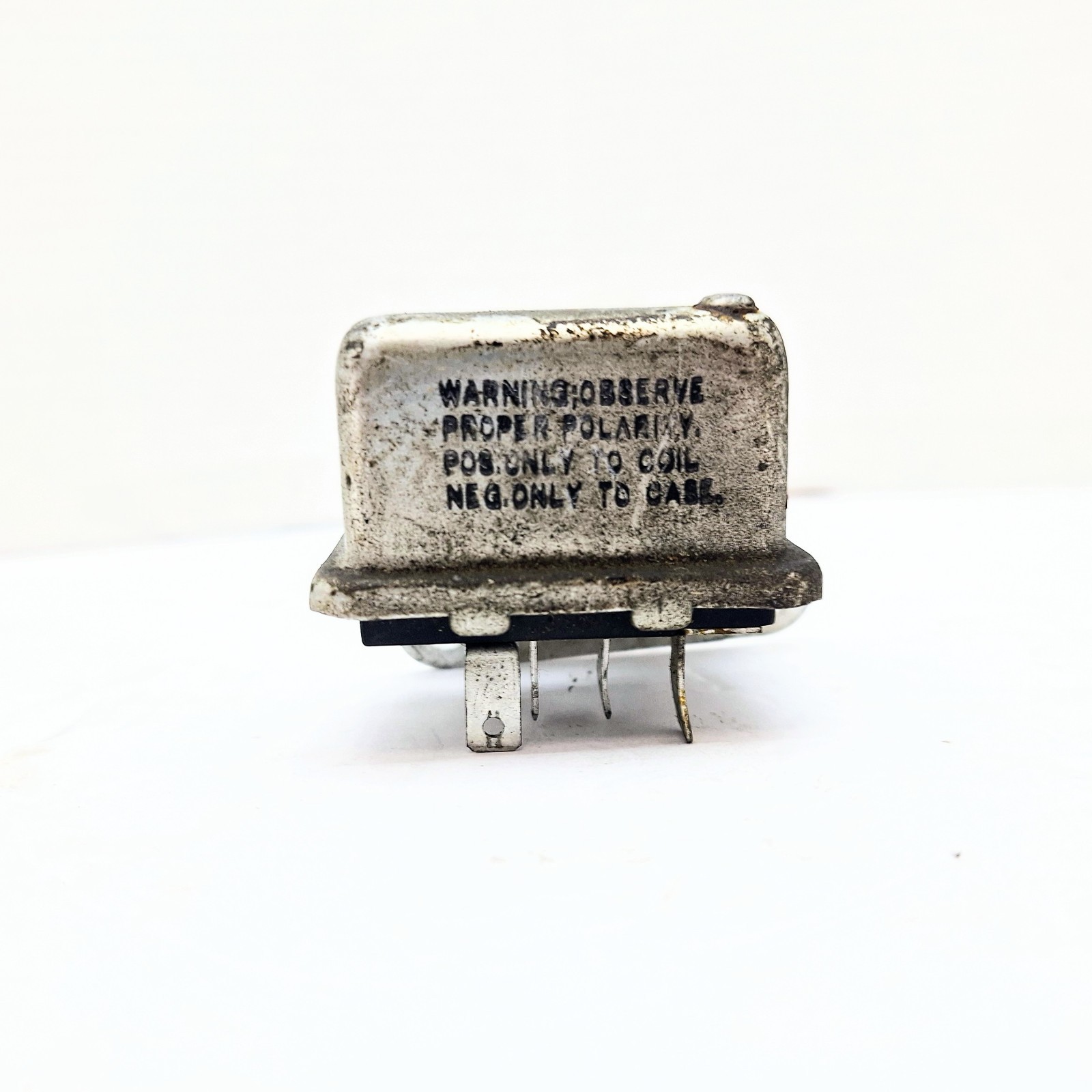 GUIDE 1974-75 Chrysler Imperial HEADLIGHT SENTINAL DIMMER RELAY 5944836 OEM GUIDE 1974-75 Chrysler Imperial HEADLIGHT SENTINAL DIMMER RELAY 5944836 OEM