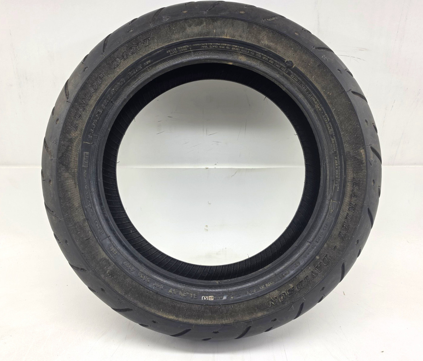 Dunlop Harley Davidson D407T 180/65B16 Rear Motorcycle Tire