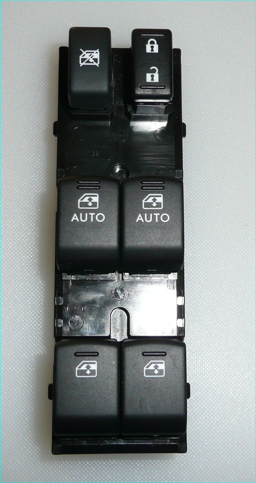 15 – 17 Subaru Outback Legacy Driver Side Master Power Window Switch 83071AL44A