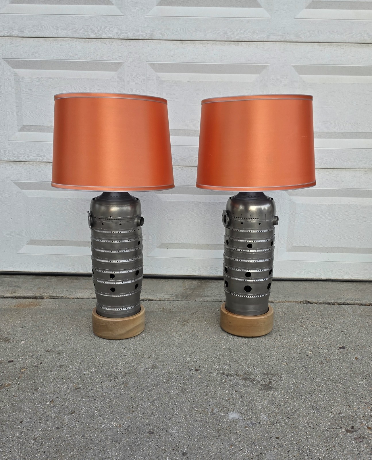 Pratt & Whitney JT8D Combustion Chamber Table Lamp Set Pair Boeing Airplane Pratt & Whitney JT8D Combustion Chamber Table Lamp Set Pair Boeing Airplane