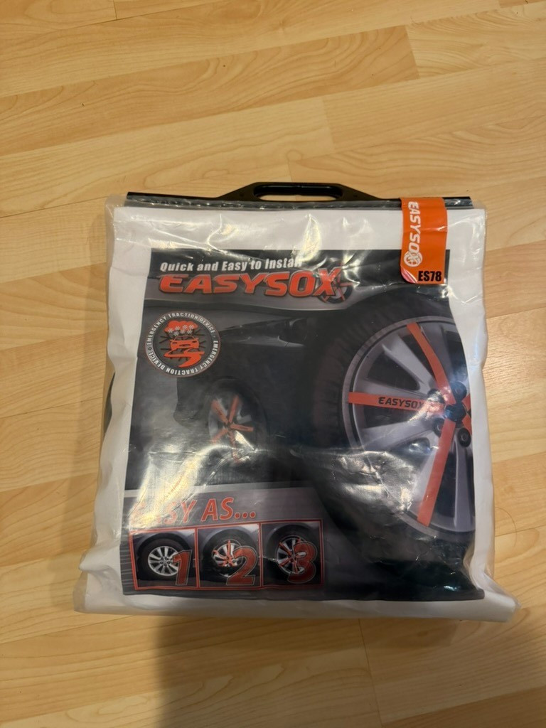 EasySox ES78 Emergency Tire Traction Device Pair