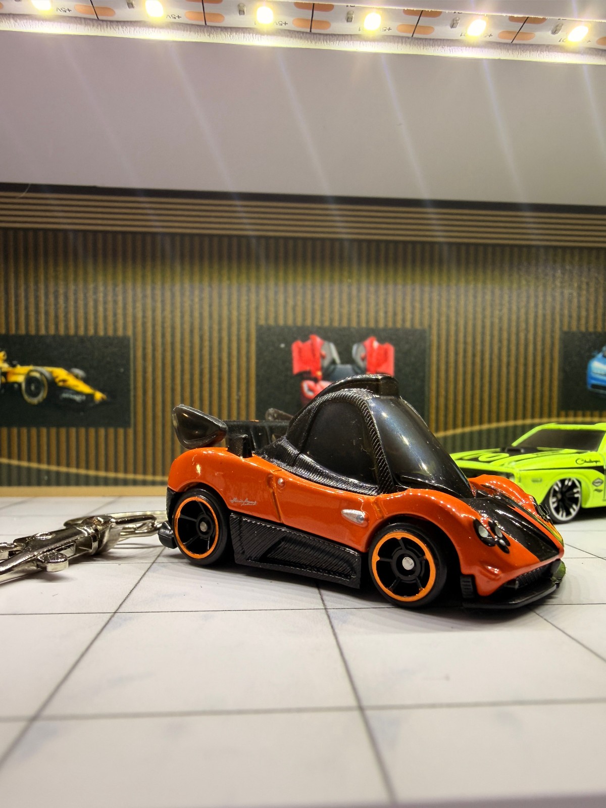 Pagani Zonda Cinque Hotwheels Matchbox Tooned car  Key Chain
