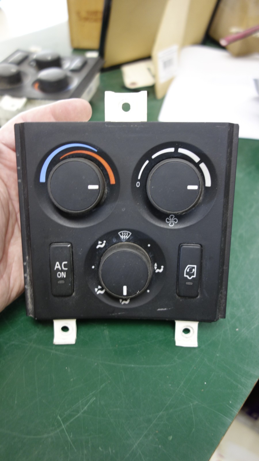 ✅ Volvo VNL Climate Control Module AC/Heat Switch 84732236 OEM ✅