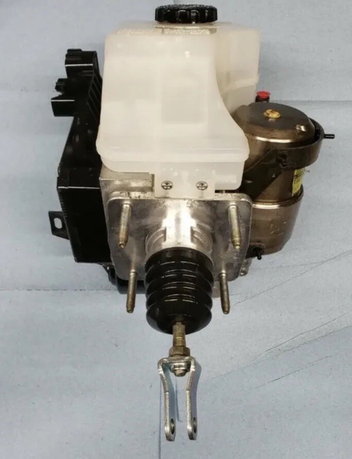 ABS PUMP BRAKE MASTER CYLINDER BOOSTER FOR 2001-2005 LEXUS GS300 GS400 GS430