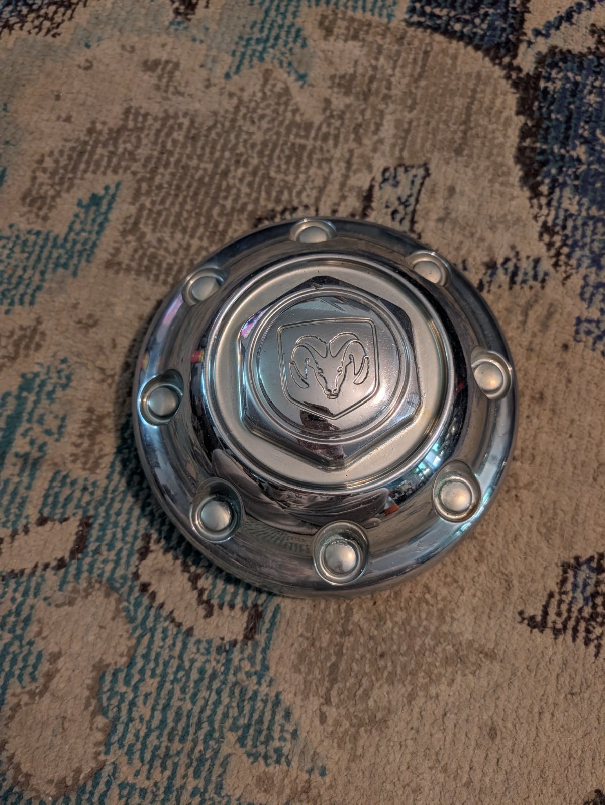 2000-2002 Chrome 8 Lug Center/Hub Caps Dodge 2500 52039098