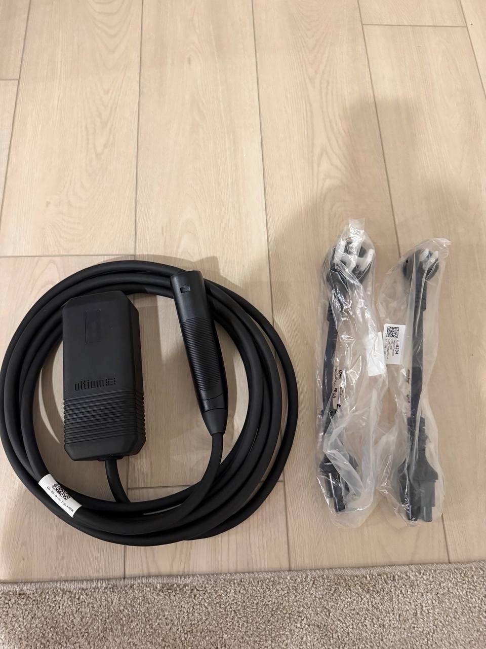 2026 Cadillac OPTIQ OEM Ultium NACS (J3400) Level 1/2 EV Charger 120V/240V