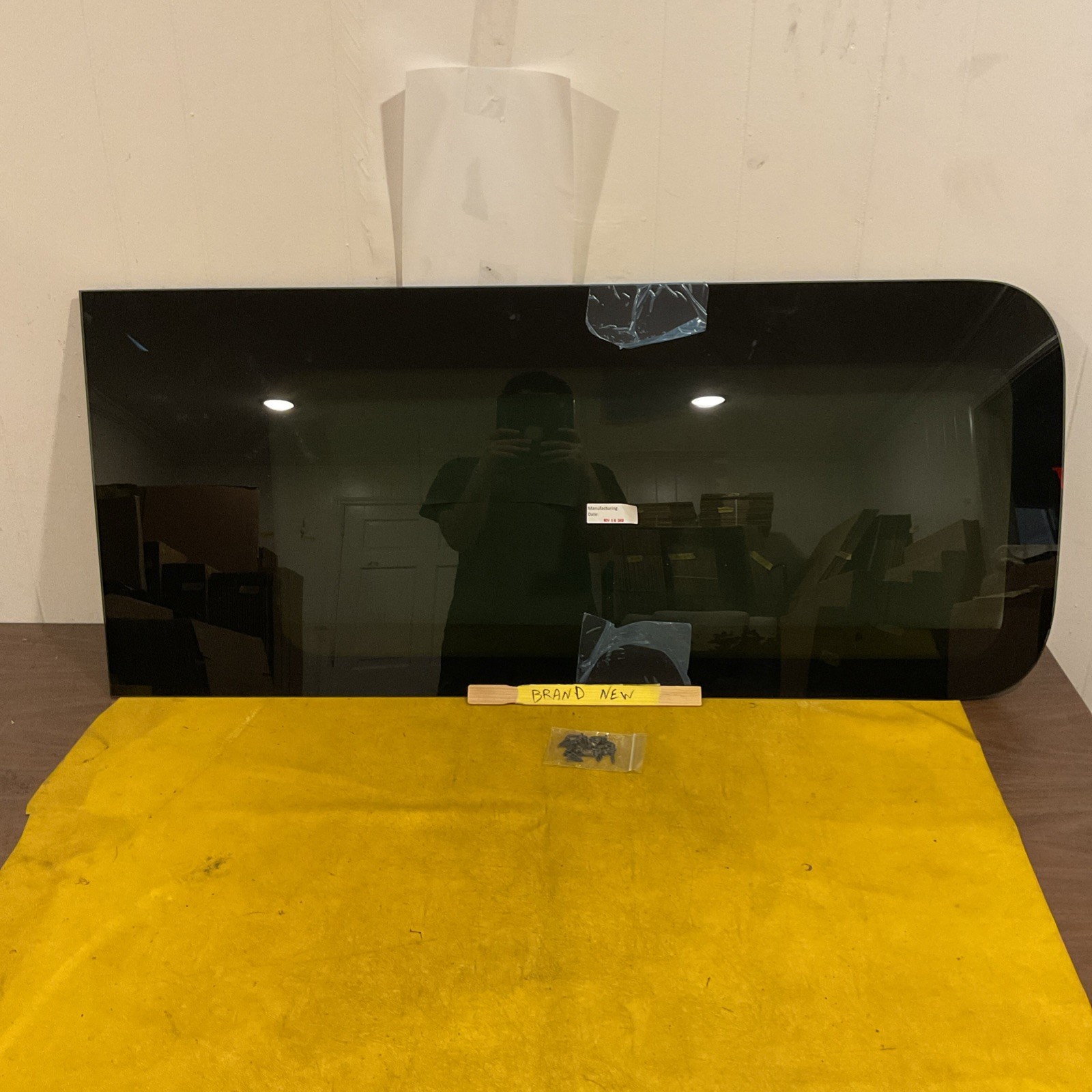 NEW 2012-2021 Nissan NV1500 NV2500/ 3500 Right Passenger Slide Door Window Glass NEW 2012-2021 Nissan NV1500 NV2500/ 3500 Right Passenger Slide Door Window Glass