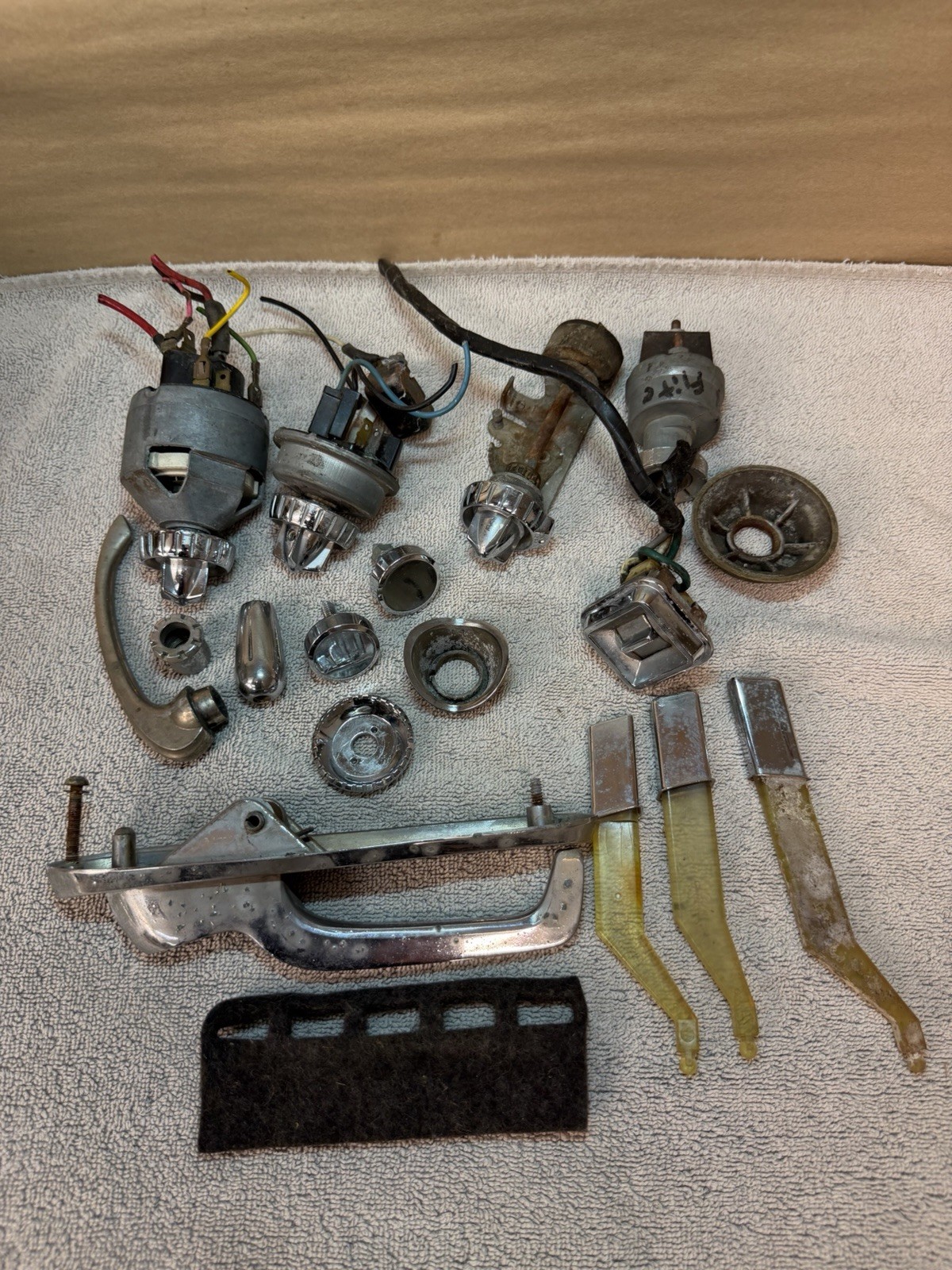 1956-1959 DeSoto, Adventurer, FireFlite, Firedome, Dodge Plymouth Dash Parts Lot 1956-1959 DeSoto, Adventurer, FireFlite, Firedome, Dodge Plymouth Dash Parts Lot