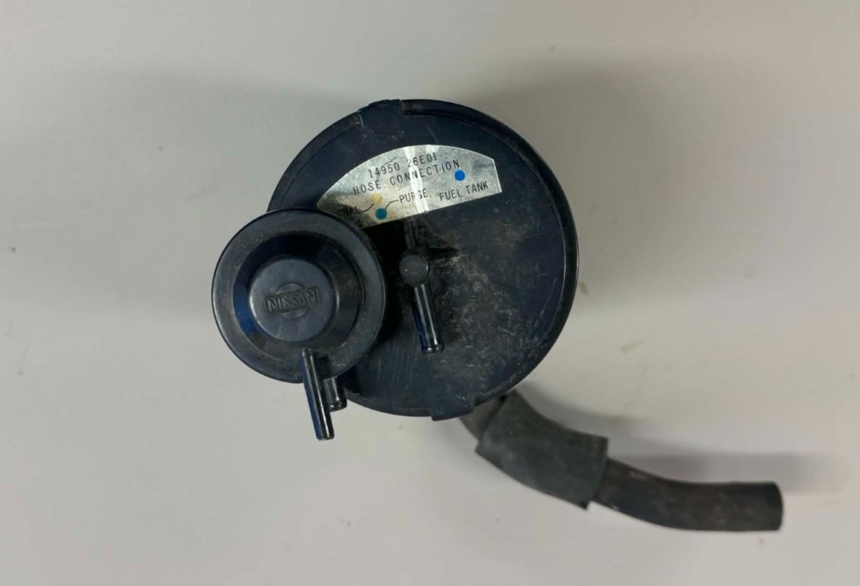 R32 Nissan Skyline GTR GTST RB26 RB20 Charcoal Emissions Canister 14950-26E01