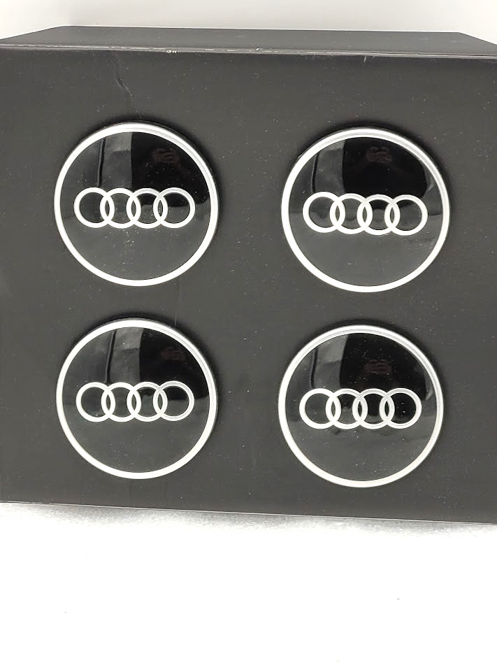 OEM 2021-2026 Audi Dynamic Spinning Center Cap 4M8071006A