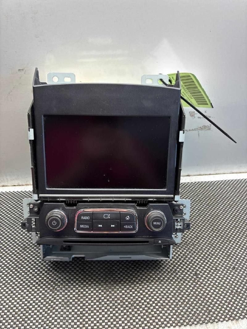 2014-2017 Chevy Impala MyLink Radio AM/FM 8\
