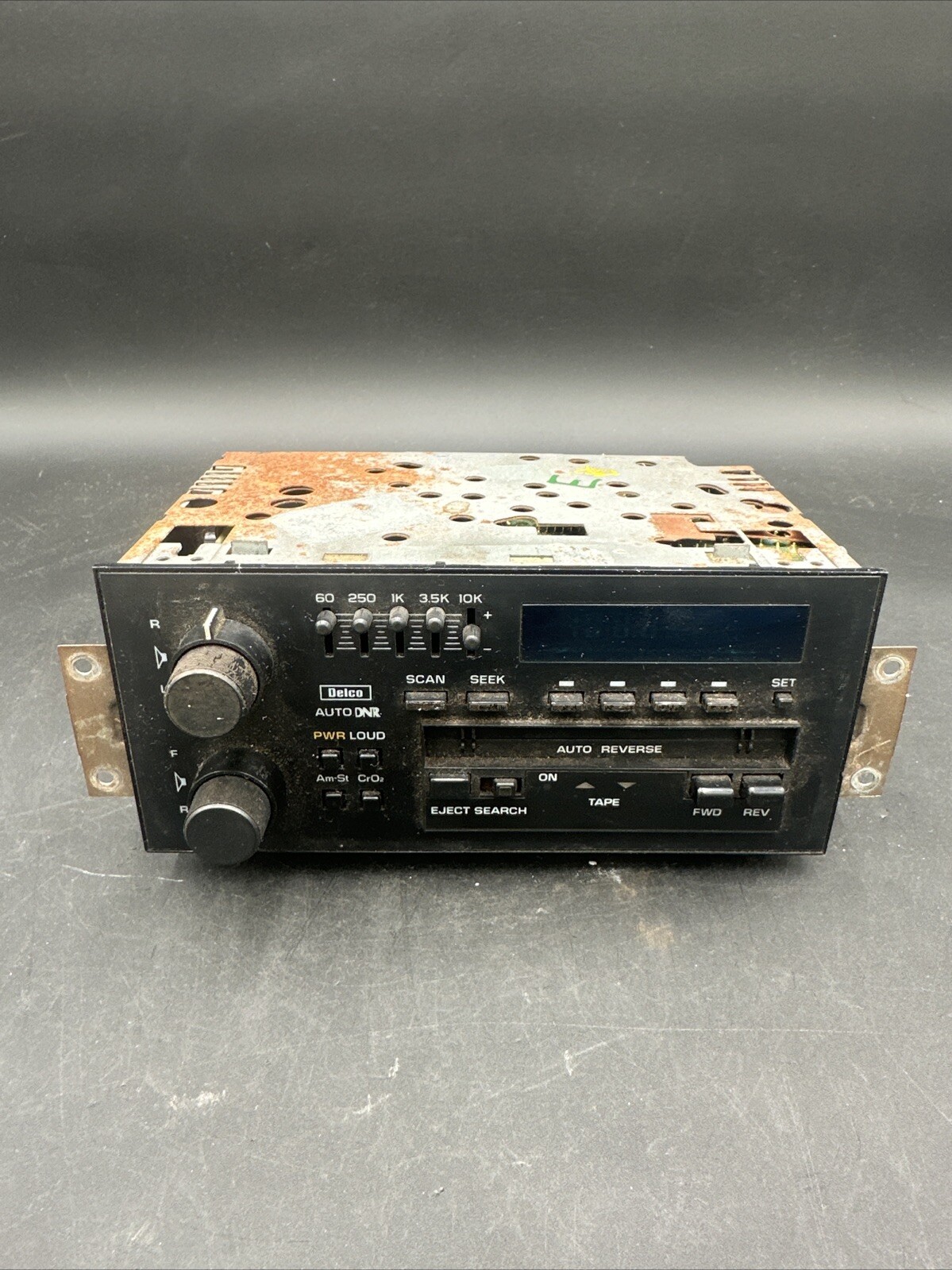 84-88 Camaro Iroc Z28 S10 Blazer Oem Radio 84-88 Camaro Iroc Z28 S10 Blazer Oem Radio