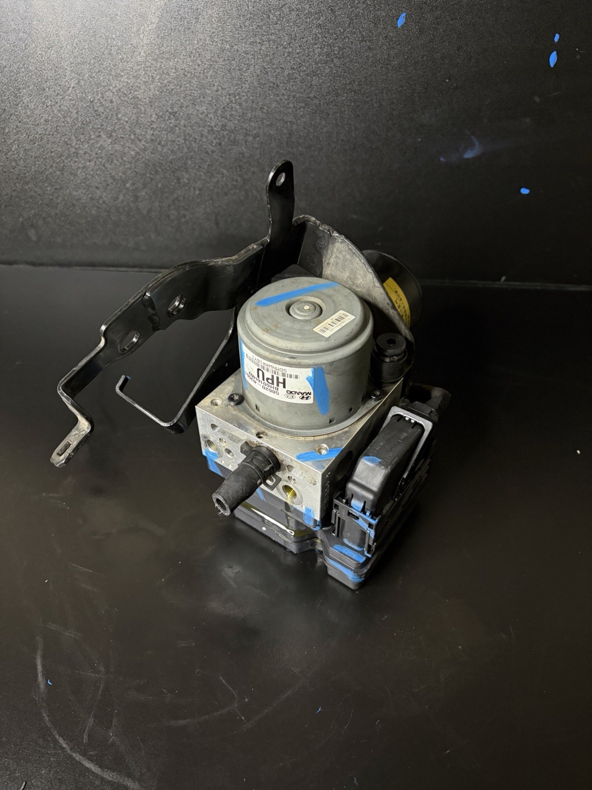 2011-2014 Kia Optima Hyundai Sonata Hybrid ABS Pump 58620-4U001 OEM 2011-2014 Kia Optima Hyundai Sonata Hybrid ABS Pump 58620-4U001 OEM