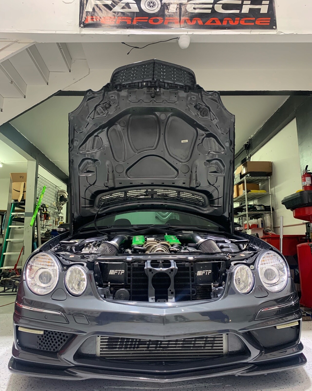 Mercedes E55 AMGSupercharged Carbon Fiber M113K 55K AMG Scoops E55 AMG W211 WOW