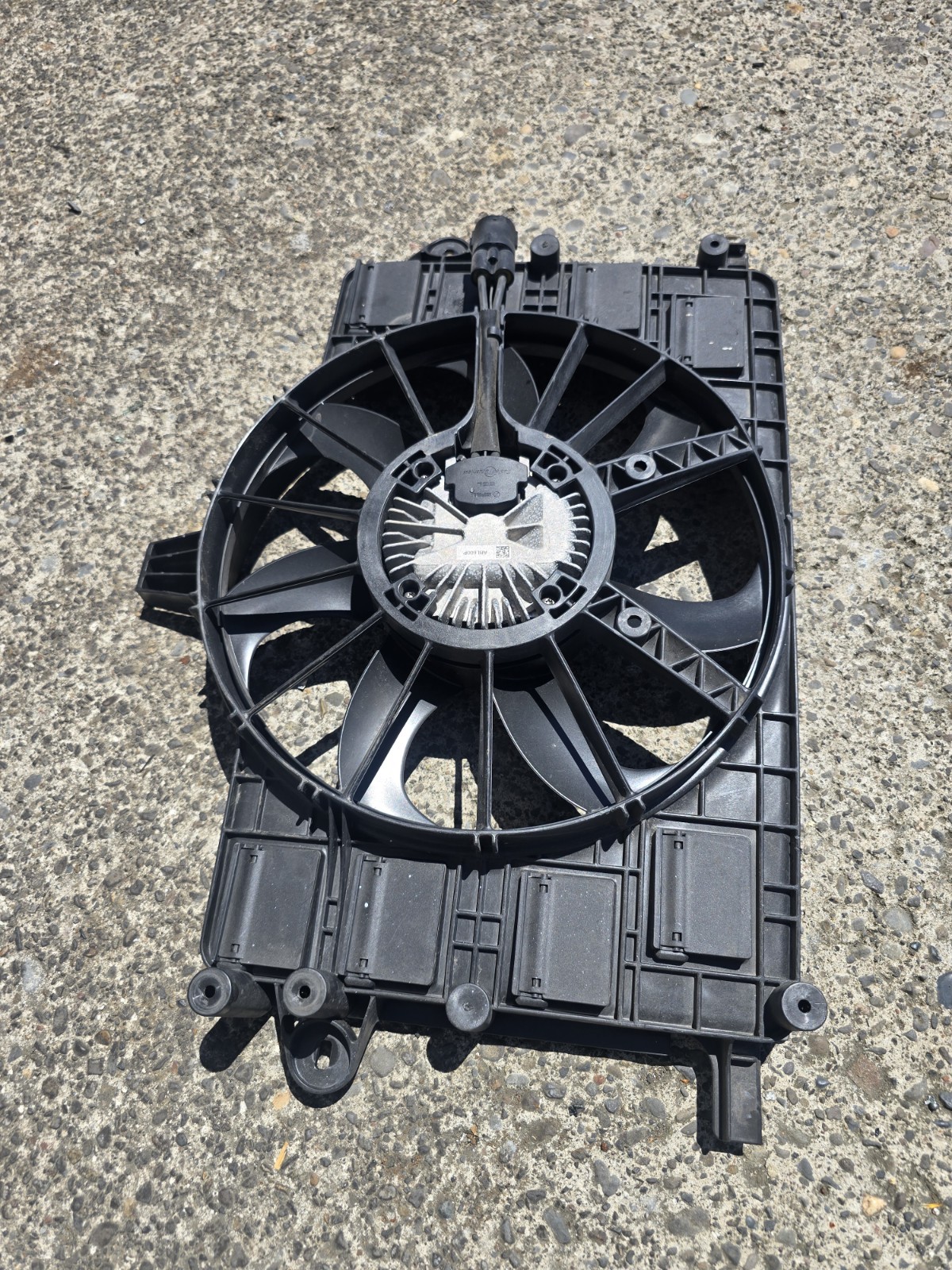 2015-2019 Corvette Z06 - OEM LT4 6.2L Cooling Fan & Condenser Assembly 2015-2019 Corvette Z06 - OEM LT4 6.2L Cooling Fan & Condenser Assembly