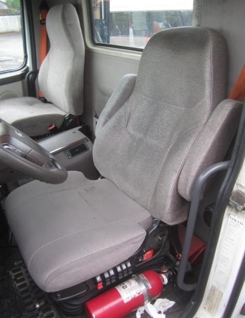 Replaces 2017 VOLVO VNM FRONT SEAT ,  MD