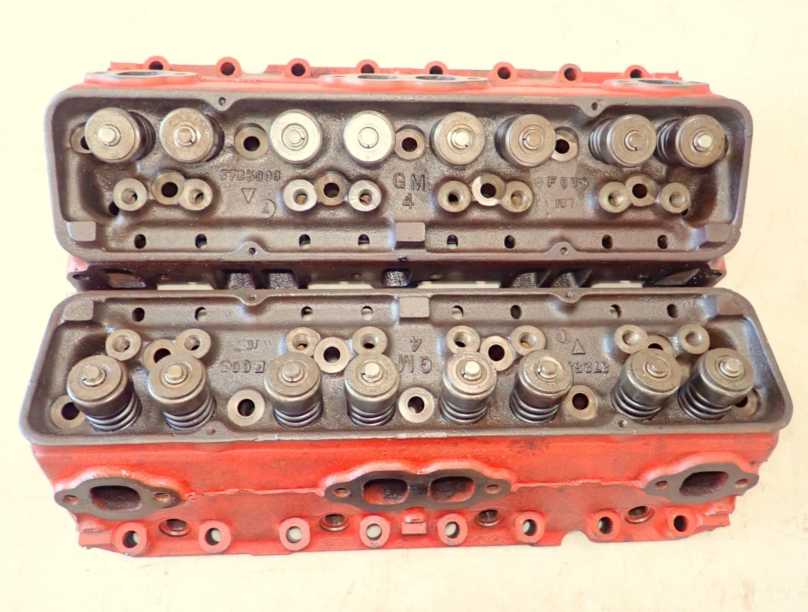 1956 Chevy 265 3725306 Power Pack Cylinder Heads Corvette Bel Air Feb June 6 56