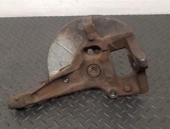 1998-2000 Ford Ranger 4x2 Front Left Driver Side Spindle Knuckle Assembly  Oem