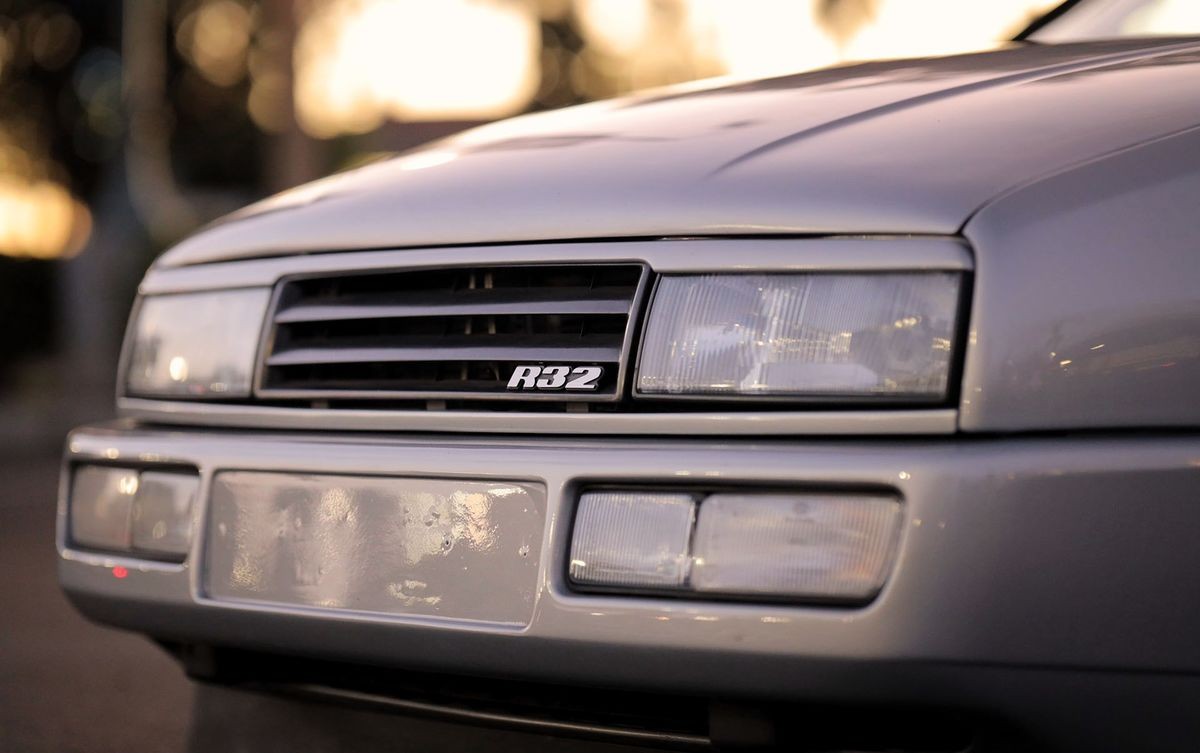 Eyebrow/ Bad Look/ Headlight and grill cover trim For VW Corrado