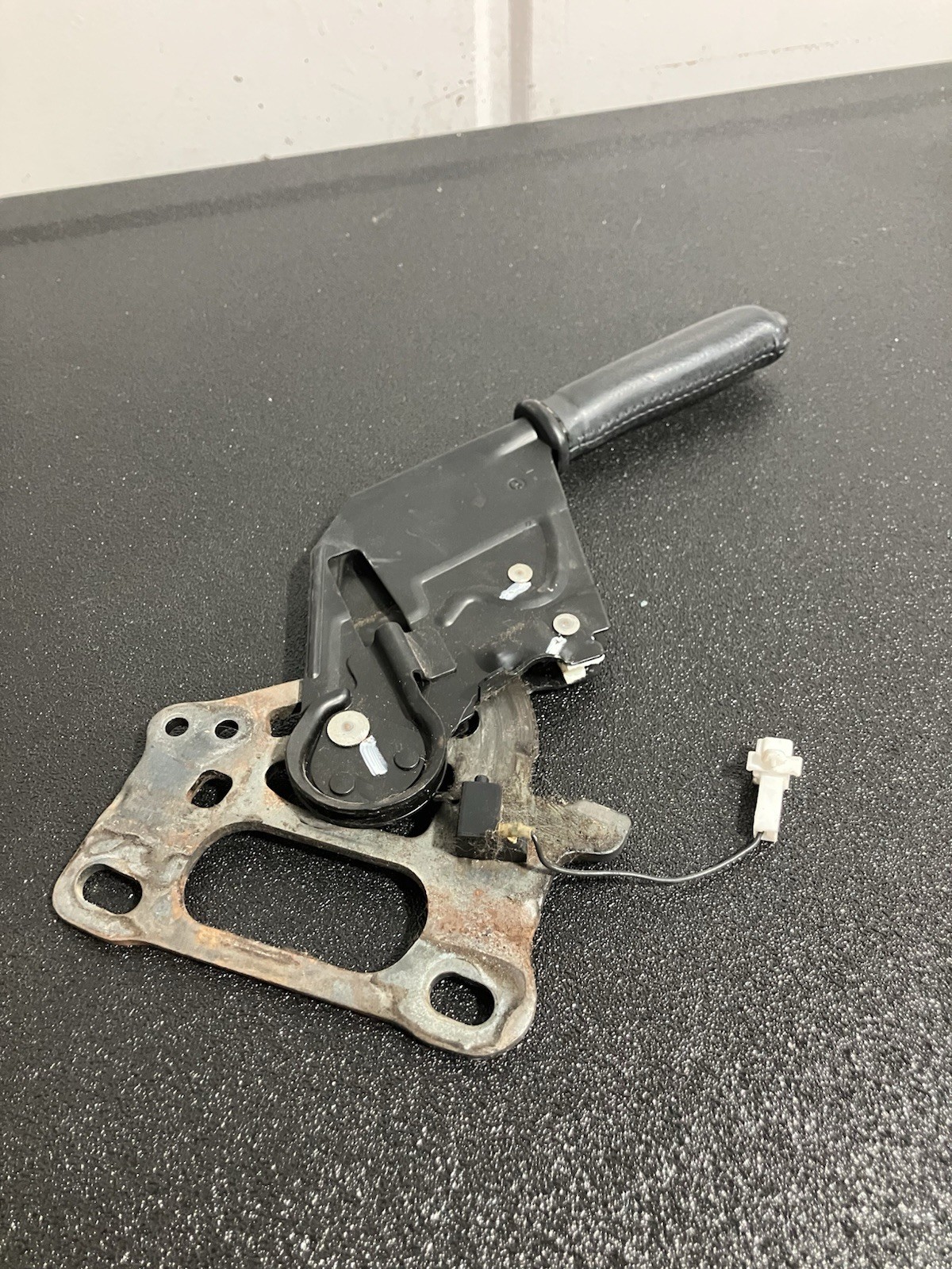 1992-2000 Lexus SC300 SC400 Black Interior Emergency Brake Handle OEM USED 1992-2000 Lexus SC300 SC400 Black Interior Emergency Brake Handle OEM USED