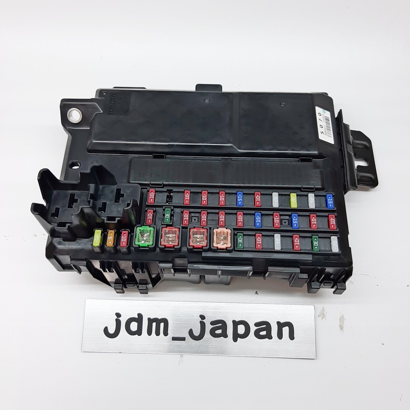 Lexus LS460 LS600h Fuse Relay Engine Room Junction Block 82720-50081 Genuine OEM