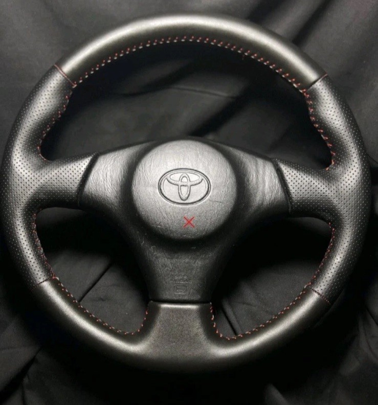 TRD Leather Steering Wheel For TOYOTA MR-2 SPYDER, CELICA, Supra MK4 JZA80