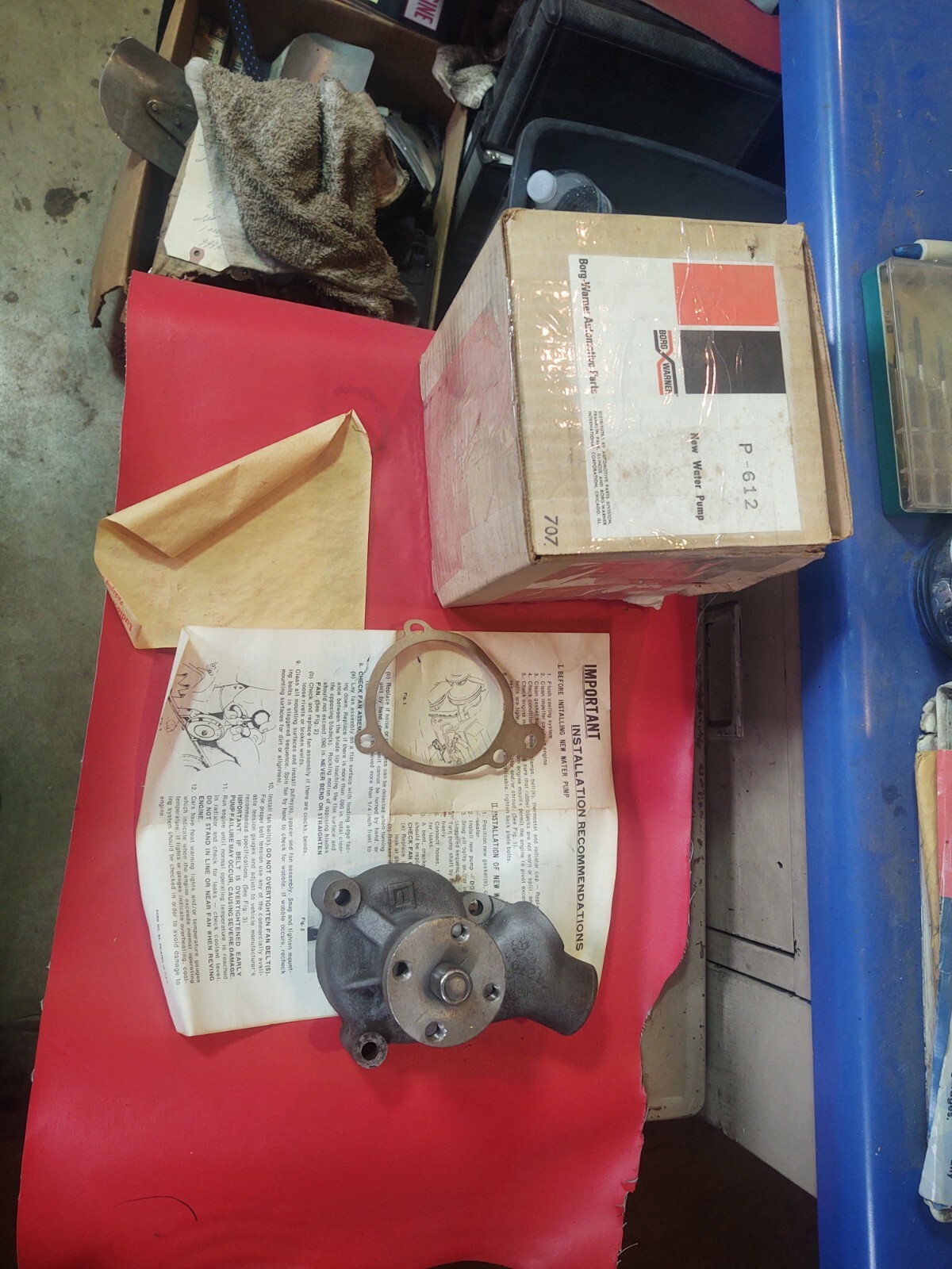 NOS 61 62 63 64 65 66 67 68 69 70 71 72 73 74 75 Ford 6 CYL 240 300 WATER PUMP