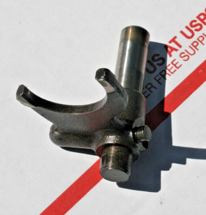 1982-84 HONDA ATC 200 BIG RED  OEM SHIFTING FORK /VIN #TE05E-5023983