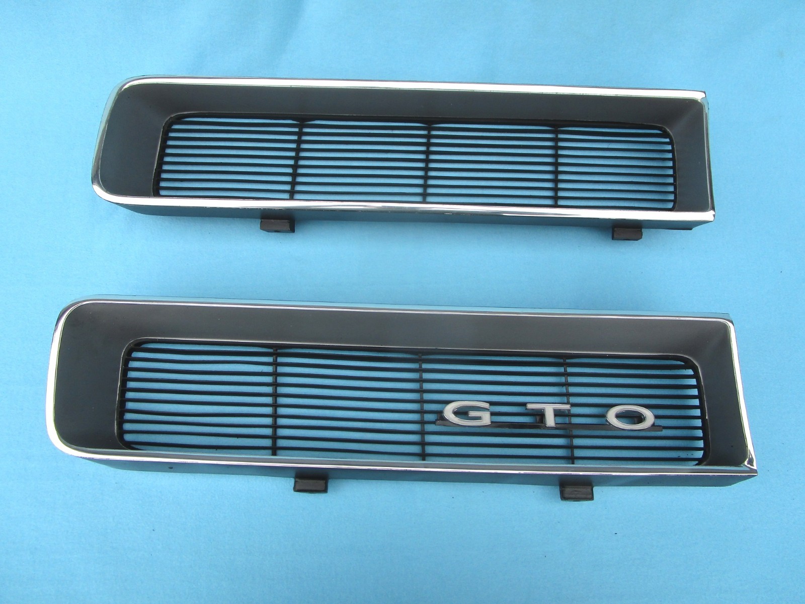 1965 Pontiac GTO Grilles - Exceptional Restored OEM Pair