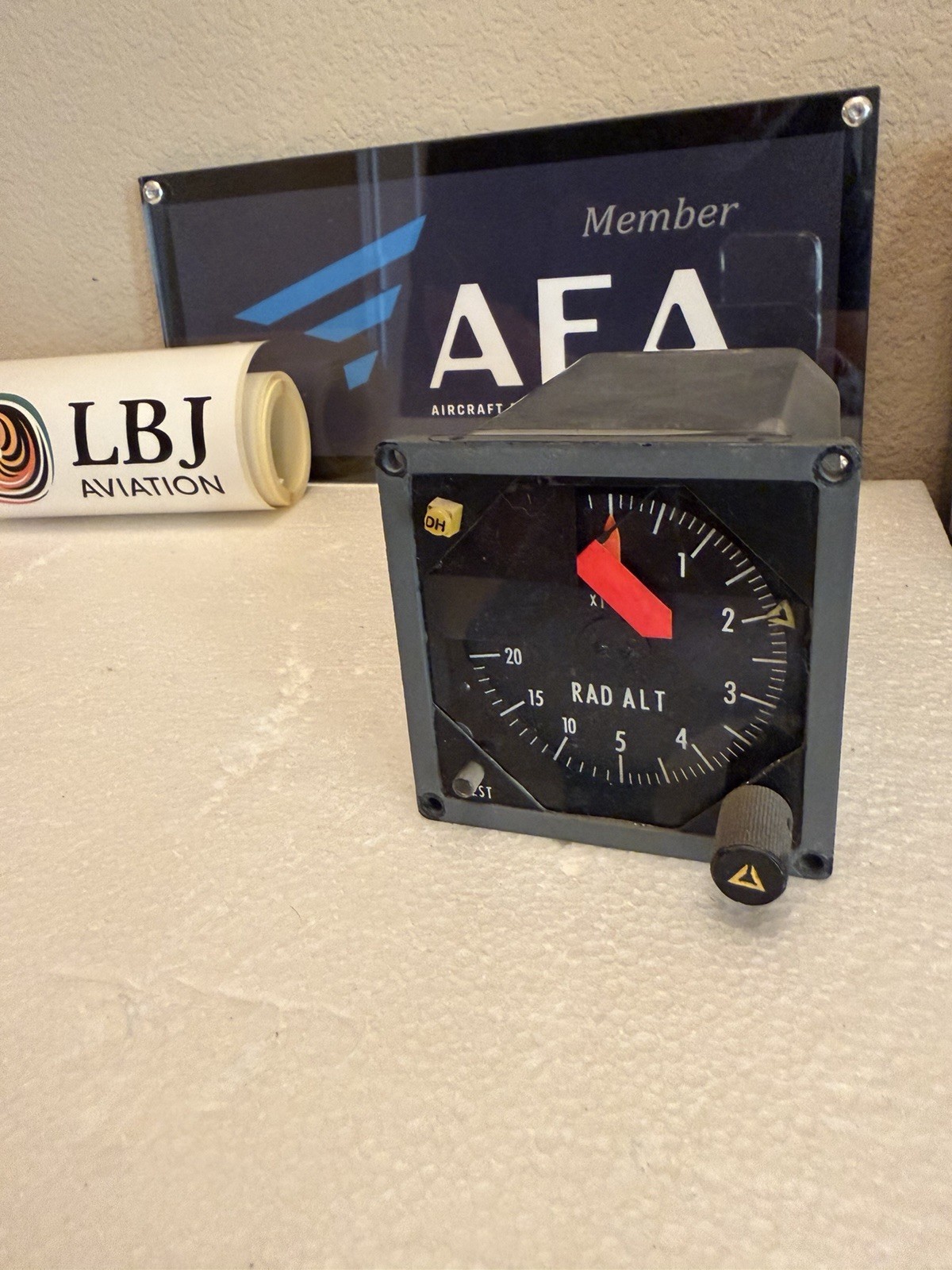 Collins Radio Altimeter Ind 339H4, P/N 622-1204-002 AR Condition Collins Radio Altimeter Ind 339H4, P/N 622-1204-002 AR Condition
