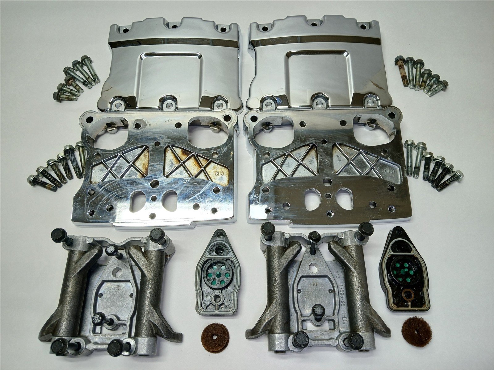 Harley-Davidson 2003 Road King Rocker Box Assemblies Chrome 17593-99