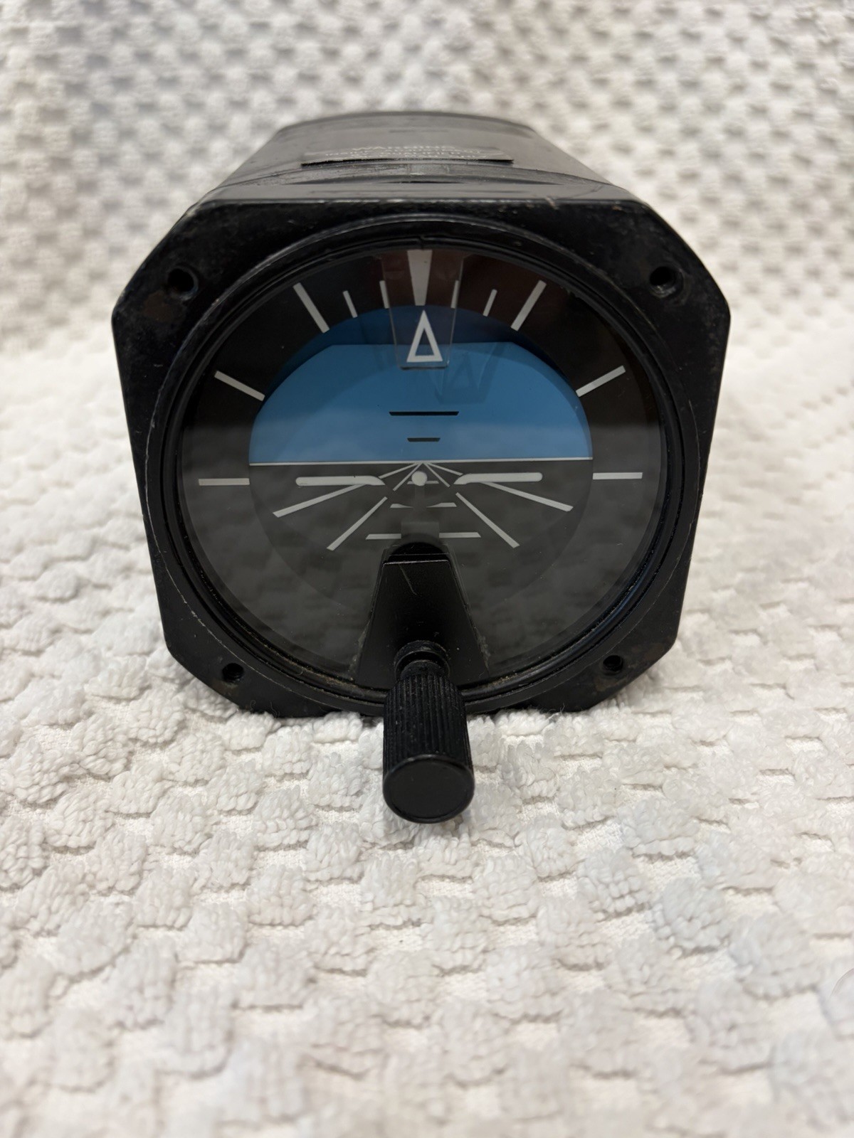 Aeritalia Horizon Gyro Attitude Indicator 36101P Aircraft Instrument Yellow Tag