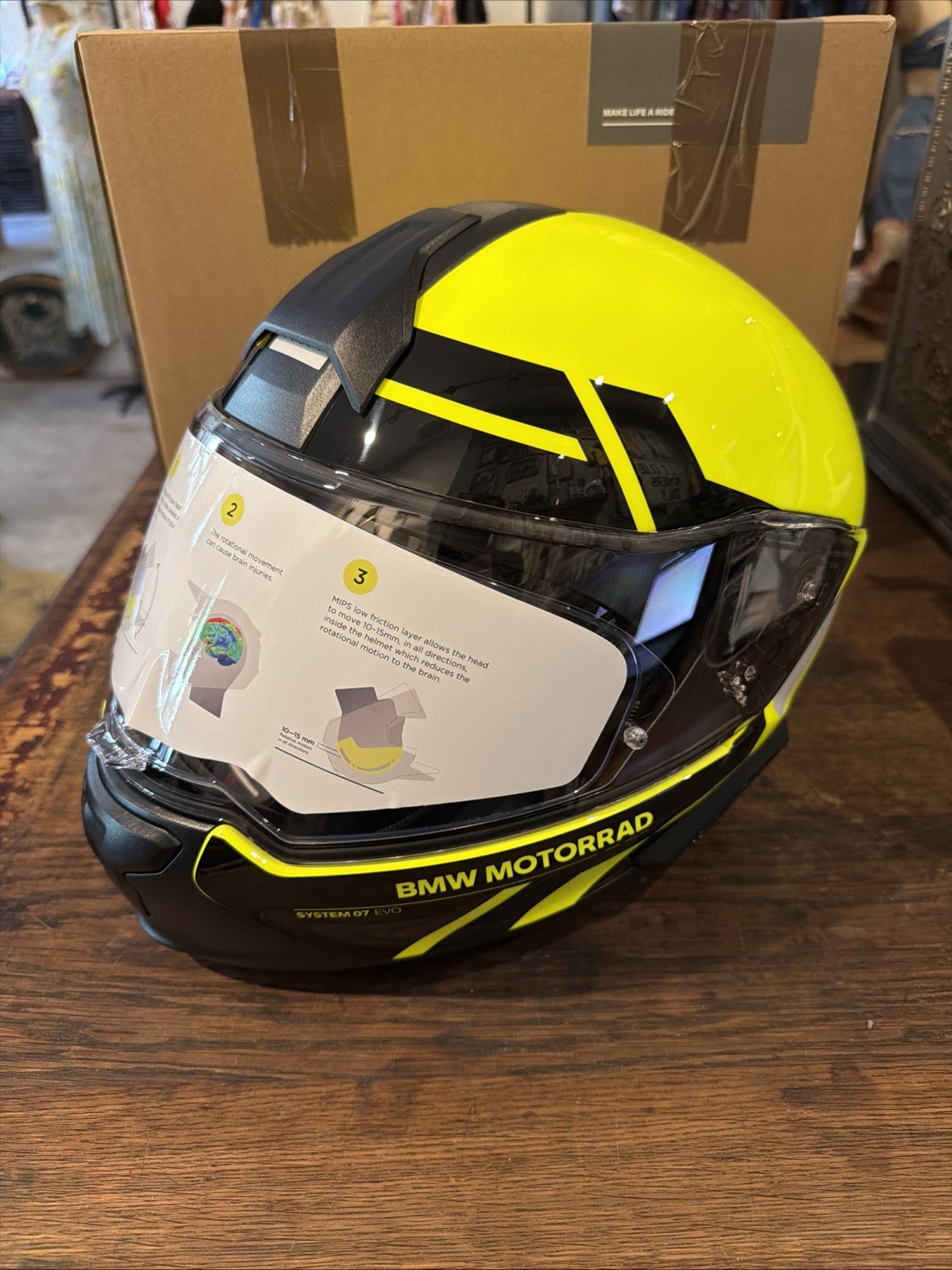 BMW Motorrad Helmet System 7 Carbon EVO Spectrum Fluorine NIB Z BMW Motorrad Helmet System 7 Carbon EVO Spectrum Fluorine NIB Z
