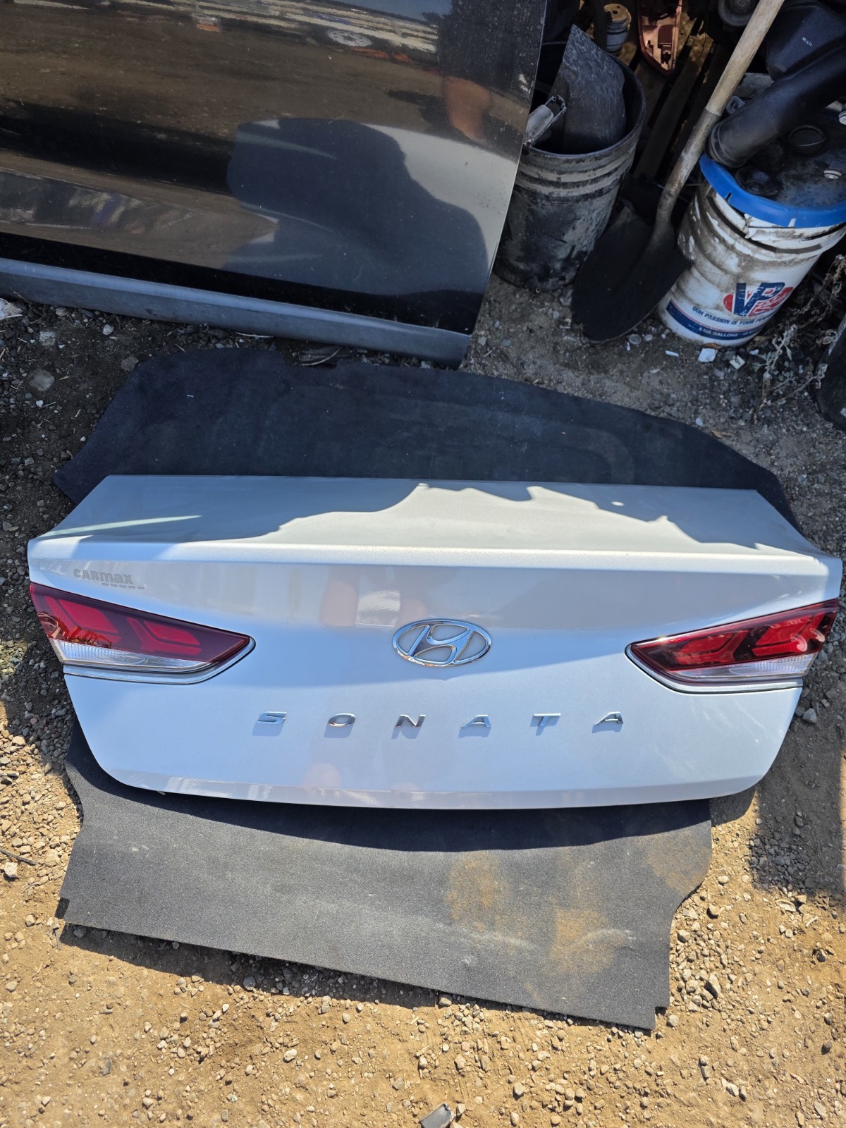 2018-2019 HYUNDAI SONATA REAR TRUNK (OEM) silver 2018-2019 HYUNDAI SONATA REAR TRUNK (OEM) silver