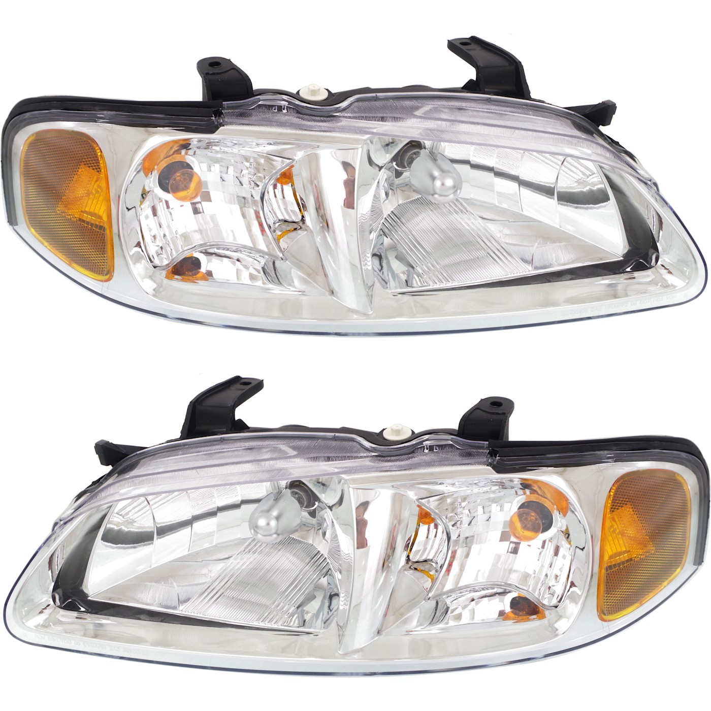Headlight Set For 2000-2003 Nissan Sentra With Bulbs Driver and Passenger Side