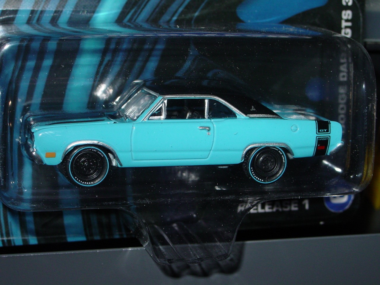 JOHNNY LIGHTNING 1969 DODGE DART GTS 340 MOPAR MUSCLE CAR -Petty Blue, NICE