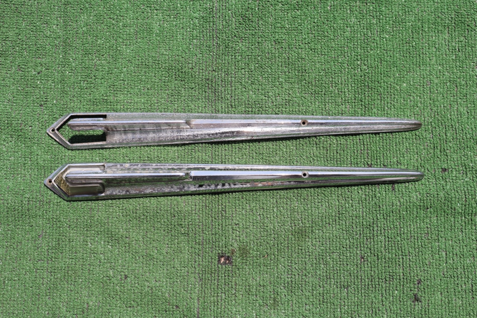1940 Lasalle top of fender turn signal chrome top pieces both sides 40 1940 Lasalle top of fender turn signal chrome top pieces both sides 40