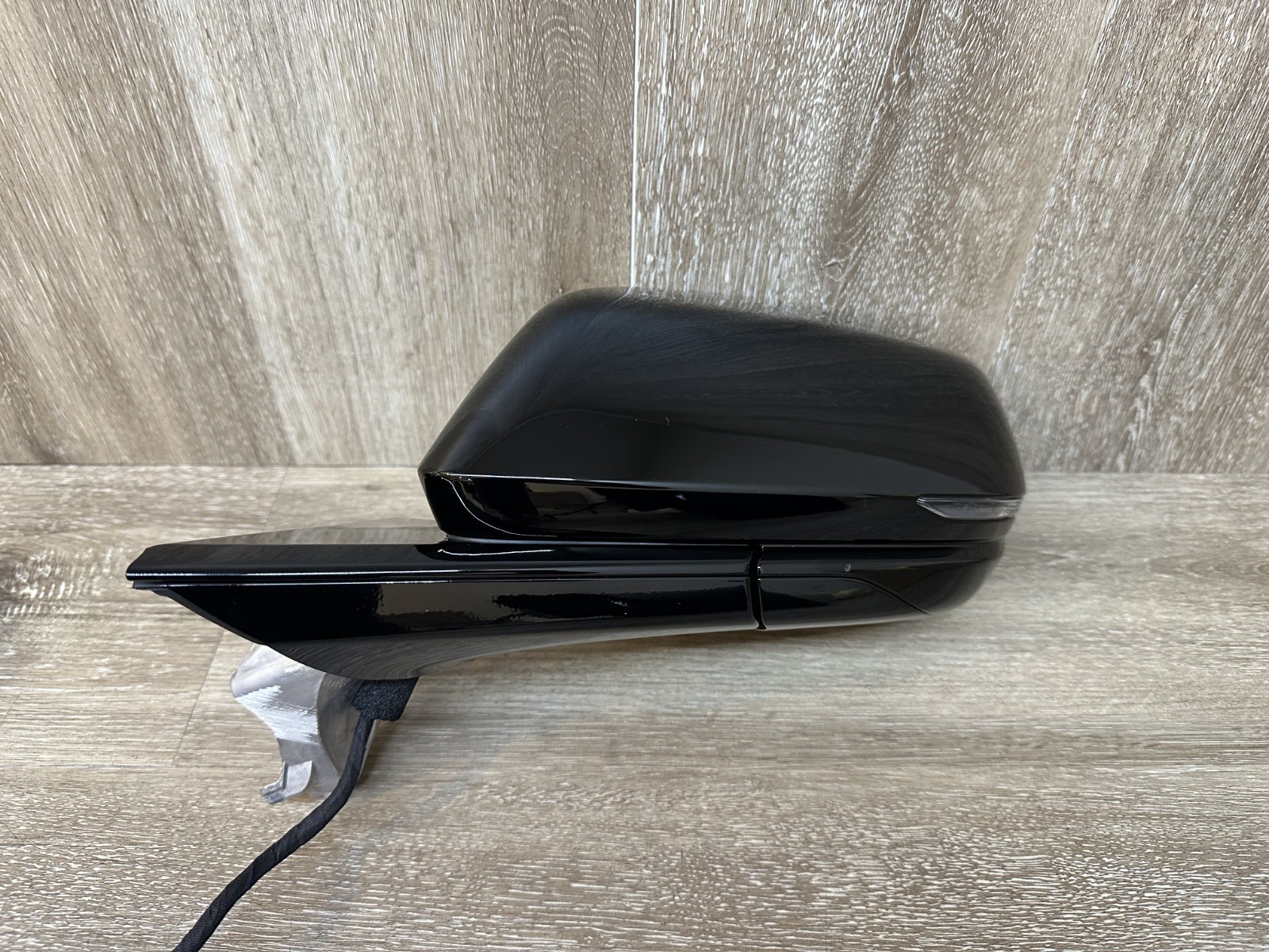 2023-24 CADILLAC LYRIQ LH MIRROR ASSY -BLACK - OEM PART#  86788604