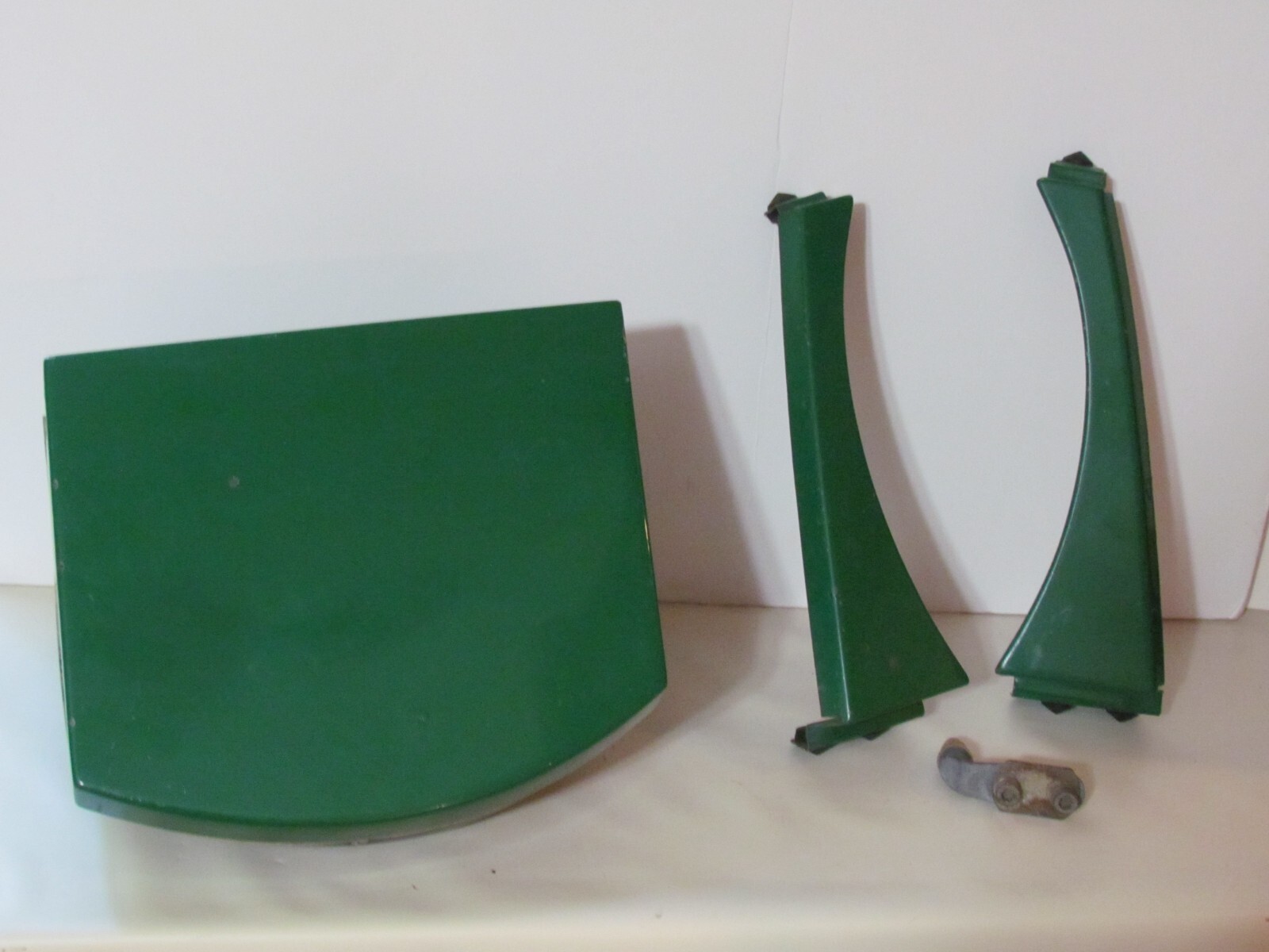 Vintage Porsche 914 Retractable Pop up Headlight Assembly + Trim + pivot AO Vintage Porsche 914 Retractable Pop up Headlight Assembly + Trim + pivot AO
