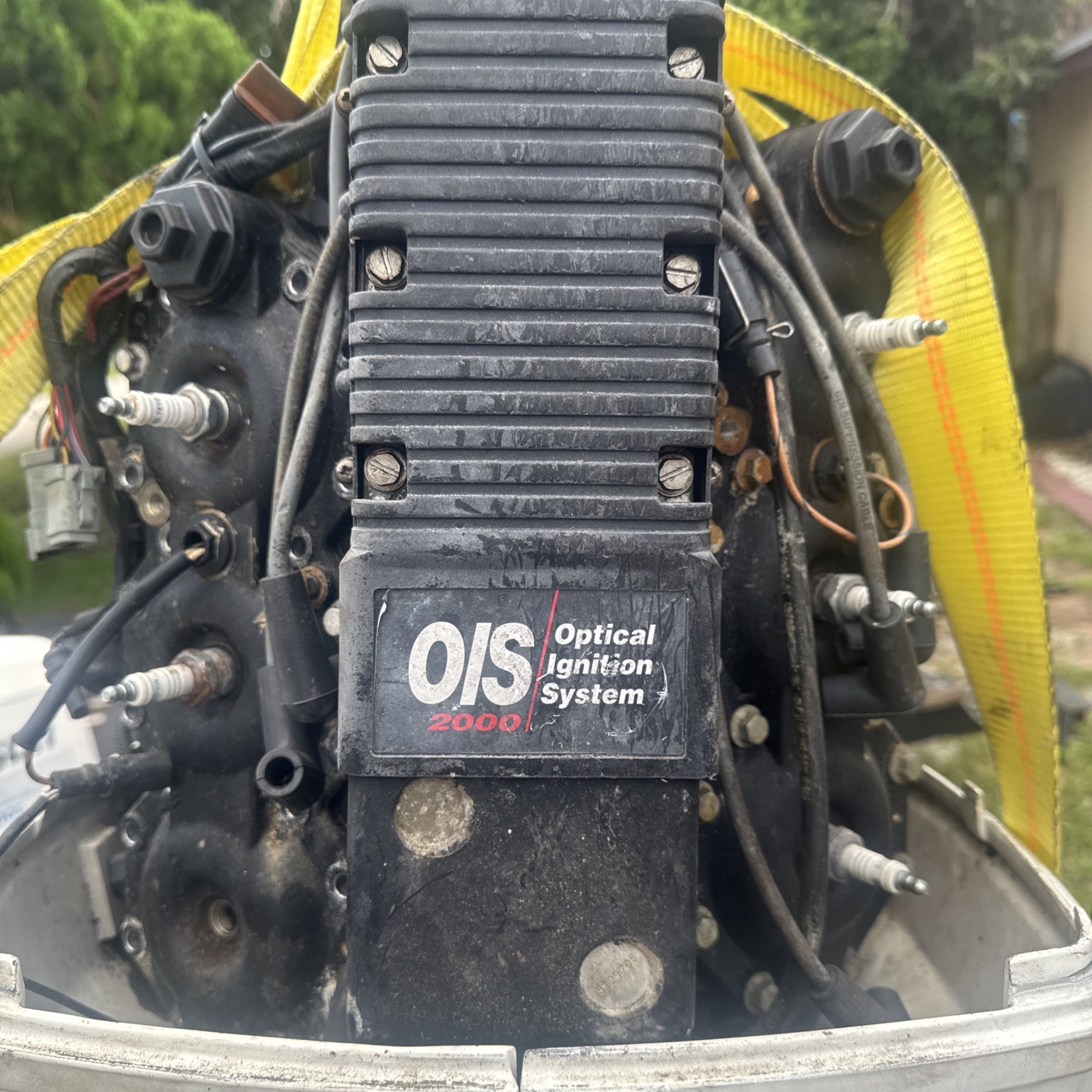 OEM OMC Johnson Evinrude 0584985 OIS POWER PACK, COILS, PLUGS WIRES, COVERS