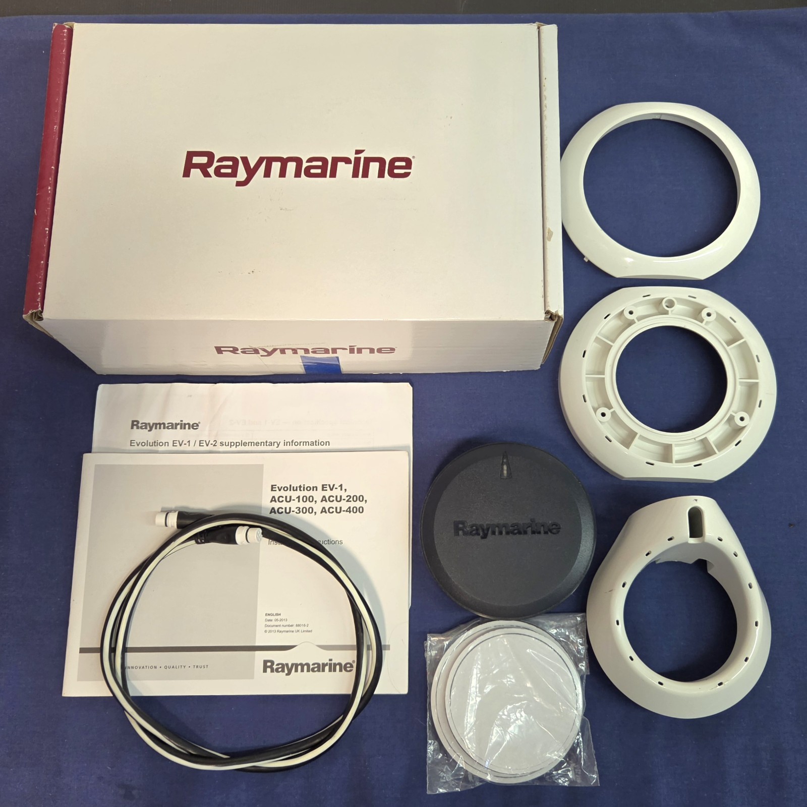 Raymarine Evolution Autopilot EV1 Sensor Core Computer E70096 G2U Raymarine Evolution Autopilot EV1 Sensor Core Computer E70096 G2U